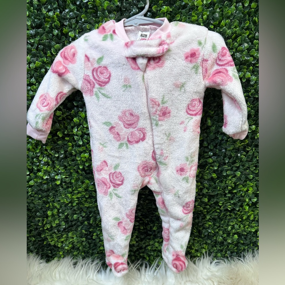 Pink Floral Footie One Piece with Built-in Feet nwot